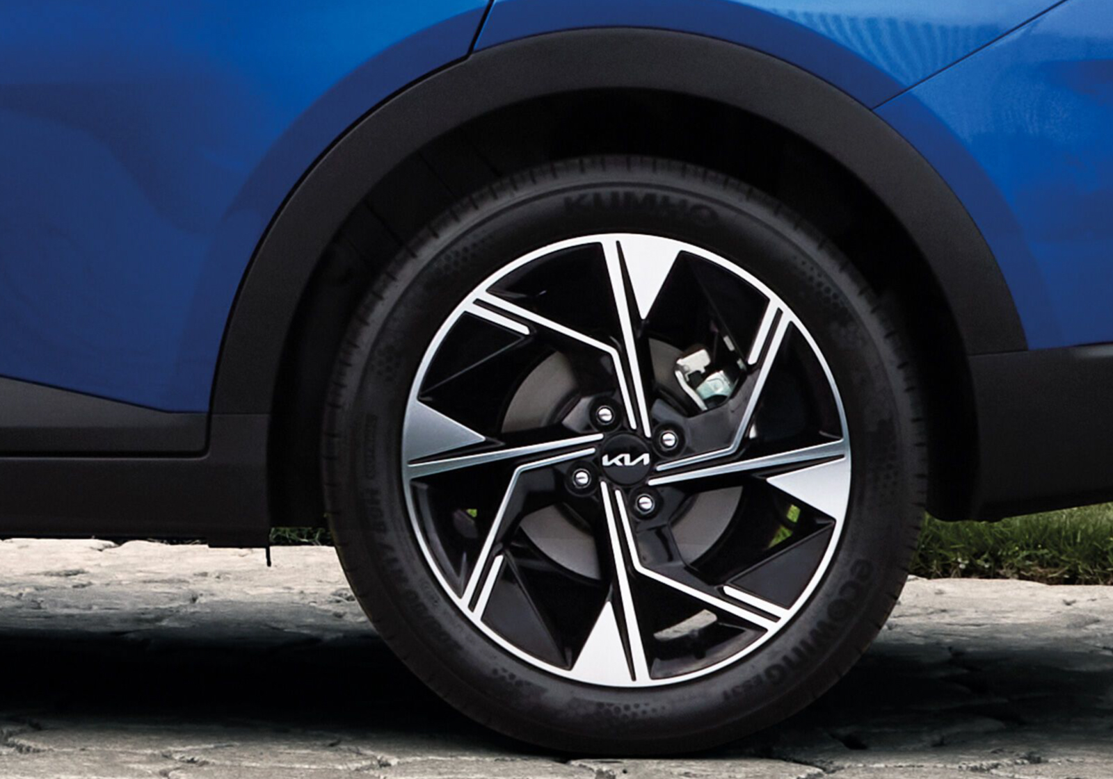 kia-k3-exterior-2.jpg